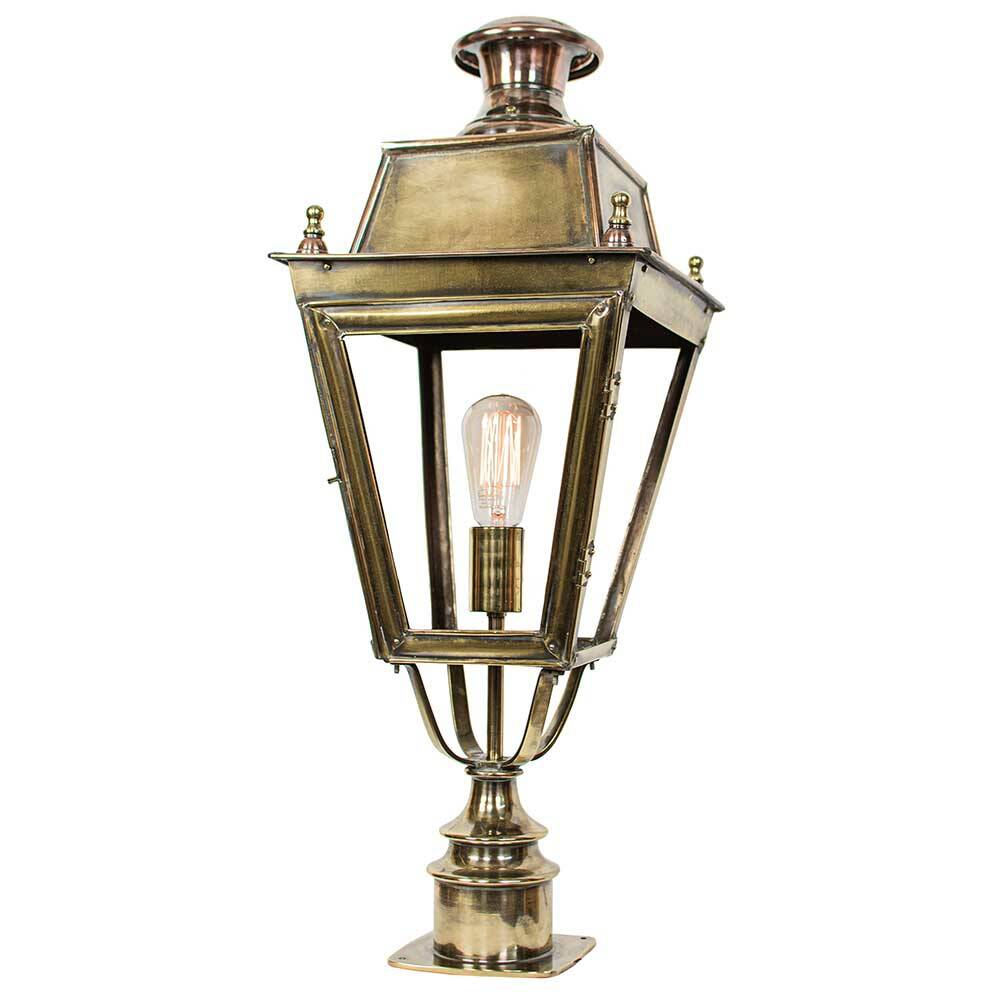 Balmoral Short Pillar Lamp (425Sp)